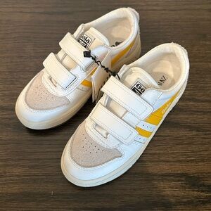 NEW girls GOLA sneakers by Zara size US 2
